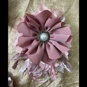 Boho mauve wedding corsage flower pin